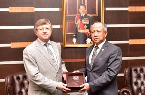 Meeting of His Excellency Ambassador of Russia to Brunei with the Minister of Defense