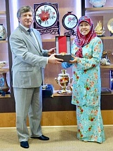 His Excellency Ambassador of Russia to Brunei paid a visit to Her Royal Highness Princess Hajah Masna