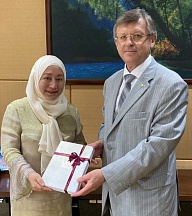 Ambassador of Russia met the Head of Universiti Brunei Darussalam Ambassador of Russia met the Head of Universiti Brunei Darussalam
