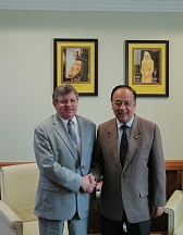 Russian Ambassador met with the Minister of Energy, Manpower and Industry of Brunei