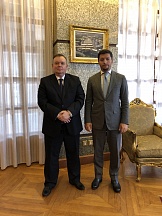 Members of the delegation and the staff of the Embassy of the Russian Federation in Brunei Darussalam