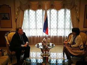 On the courtesy call of the Ambassador of China to Brunei Darussalam On the courtesy call of the Ambassador of China to Brunei Darussalam
