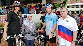 The Ambassador of Russia to Brunei attended the bicycle race The Ambassador of Russia to Brunei attended the bicycle race